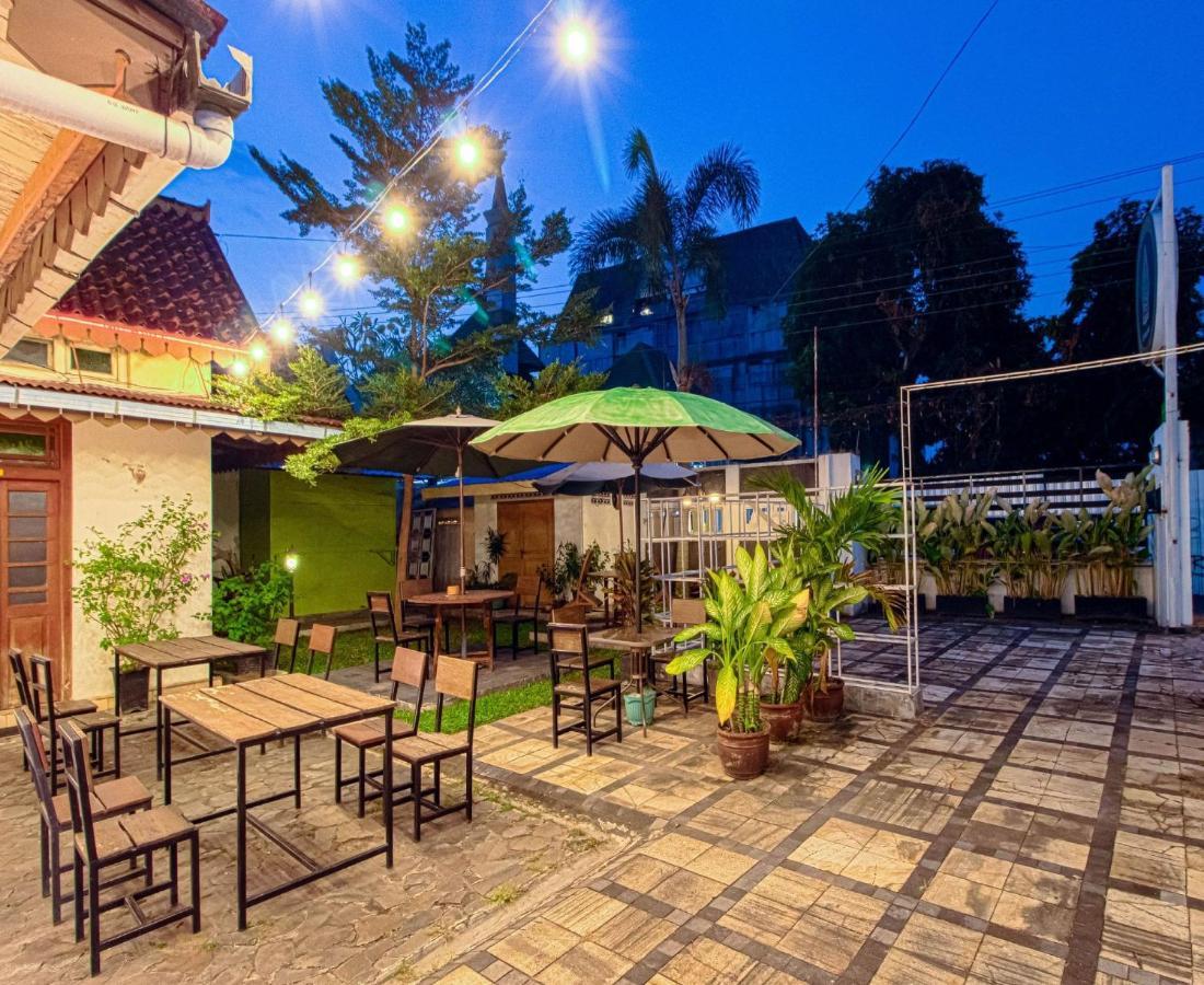 D'Talent Hotel Yogyakarta Exterior foto